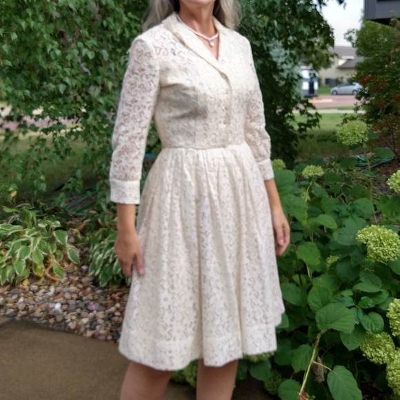 1950's CREAM LACE DRESS 50's shirtwaist S - Picture 9 of 12